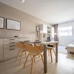 Renove Avec Style Au Coeur D'annecy *