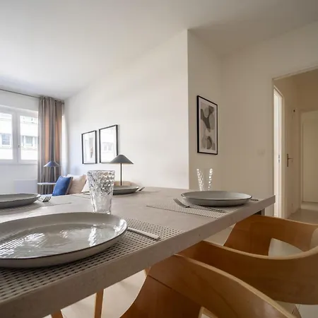 Renove Avec Style Au Coeur D'annecy